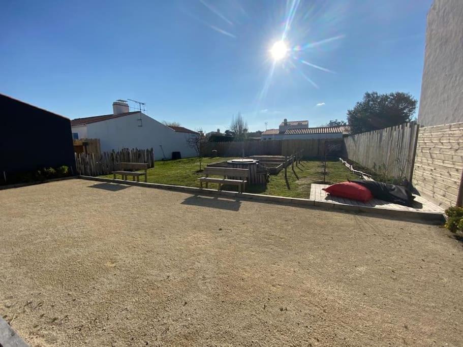 Villa Avec Jacuzzi Proche De La Mer Et Du Centre Barbâtre Exteriör bild